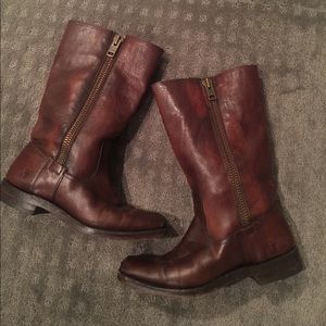 FRYE Heath Side Zip Boots
